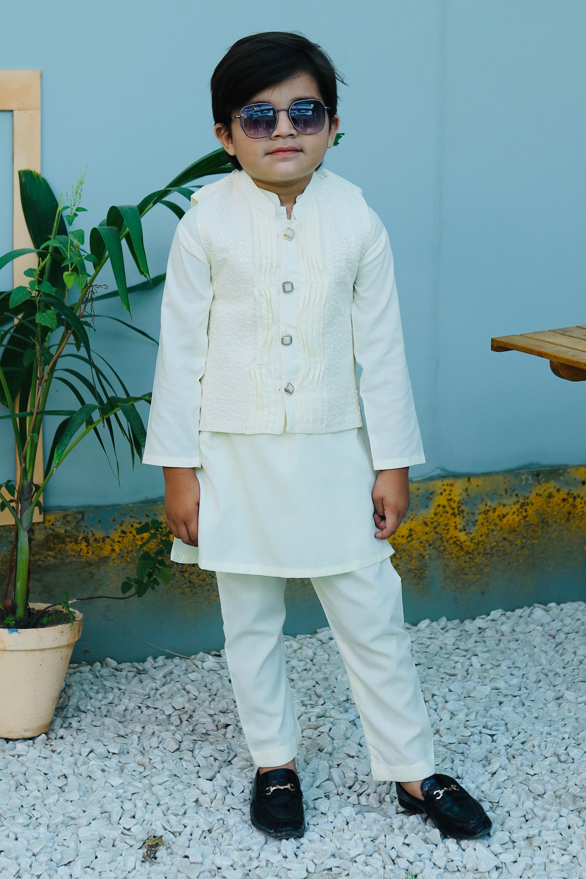 Cream Waistcoat Suit AHW 009