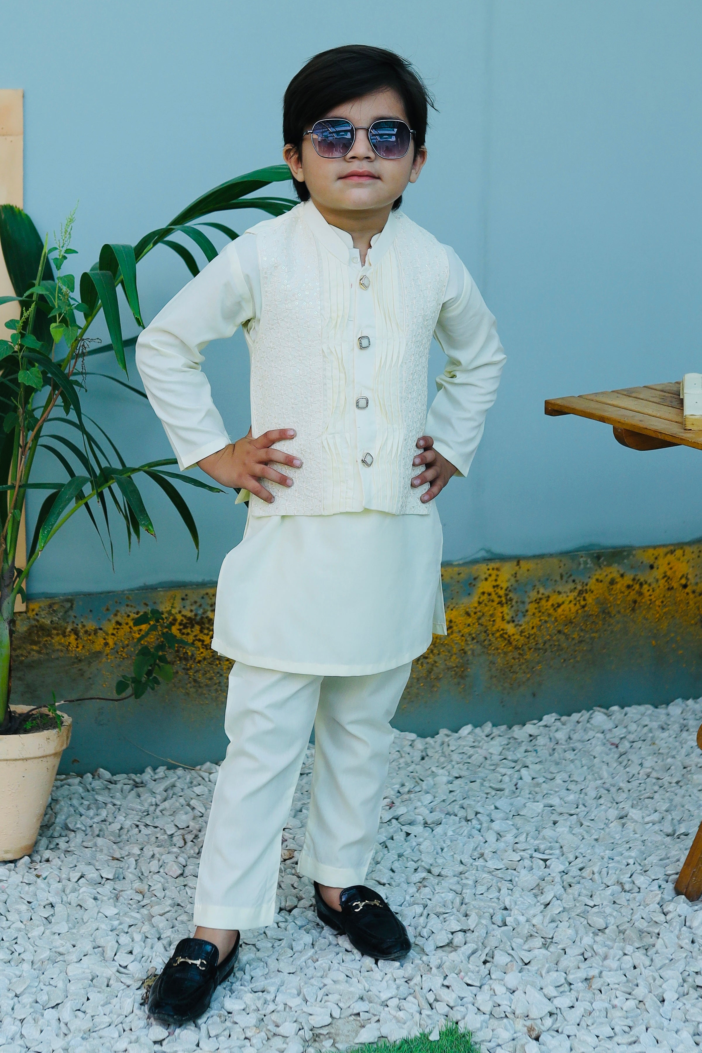Cream Waistcoat Suit AHW 009