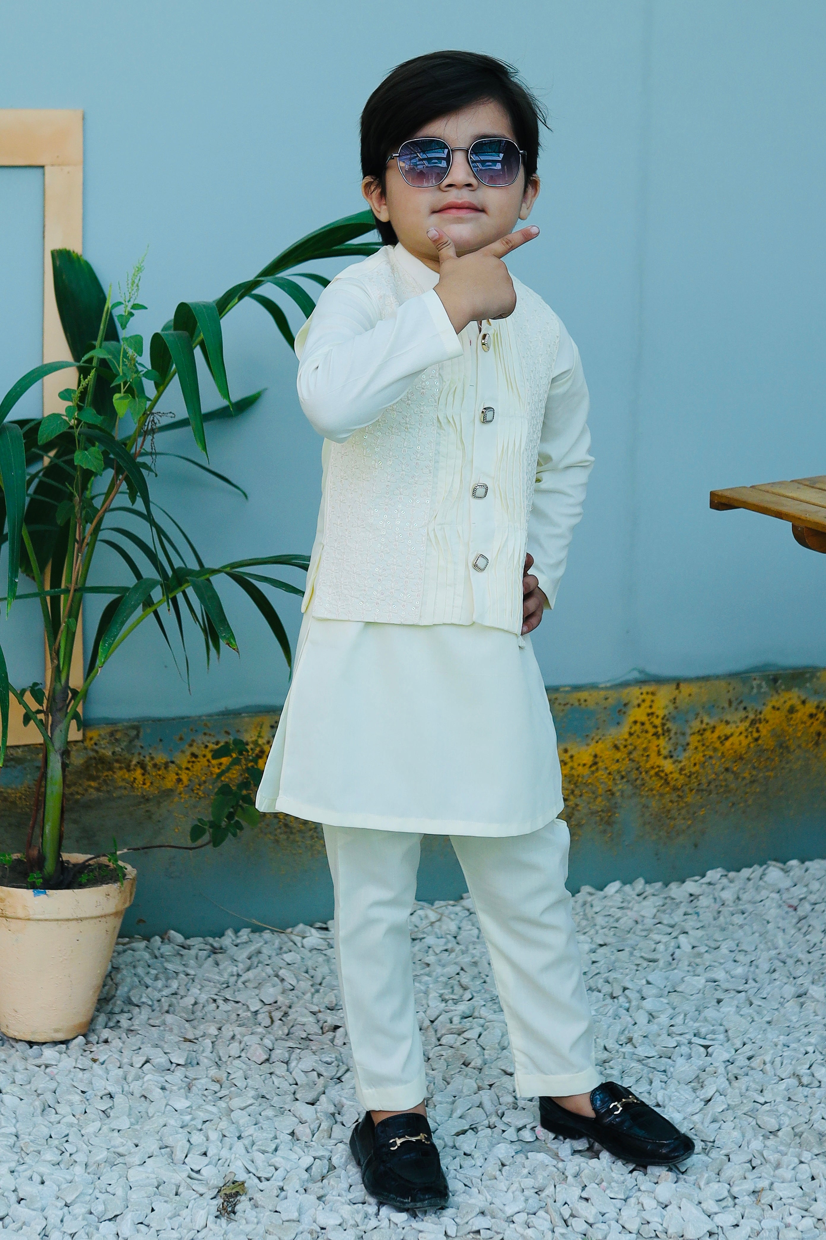 Cream Waistcoat Suit AHW 009
