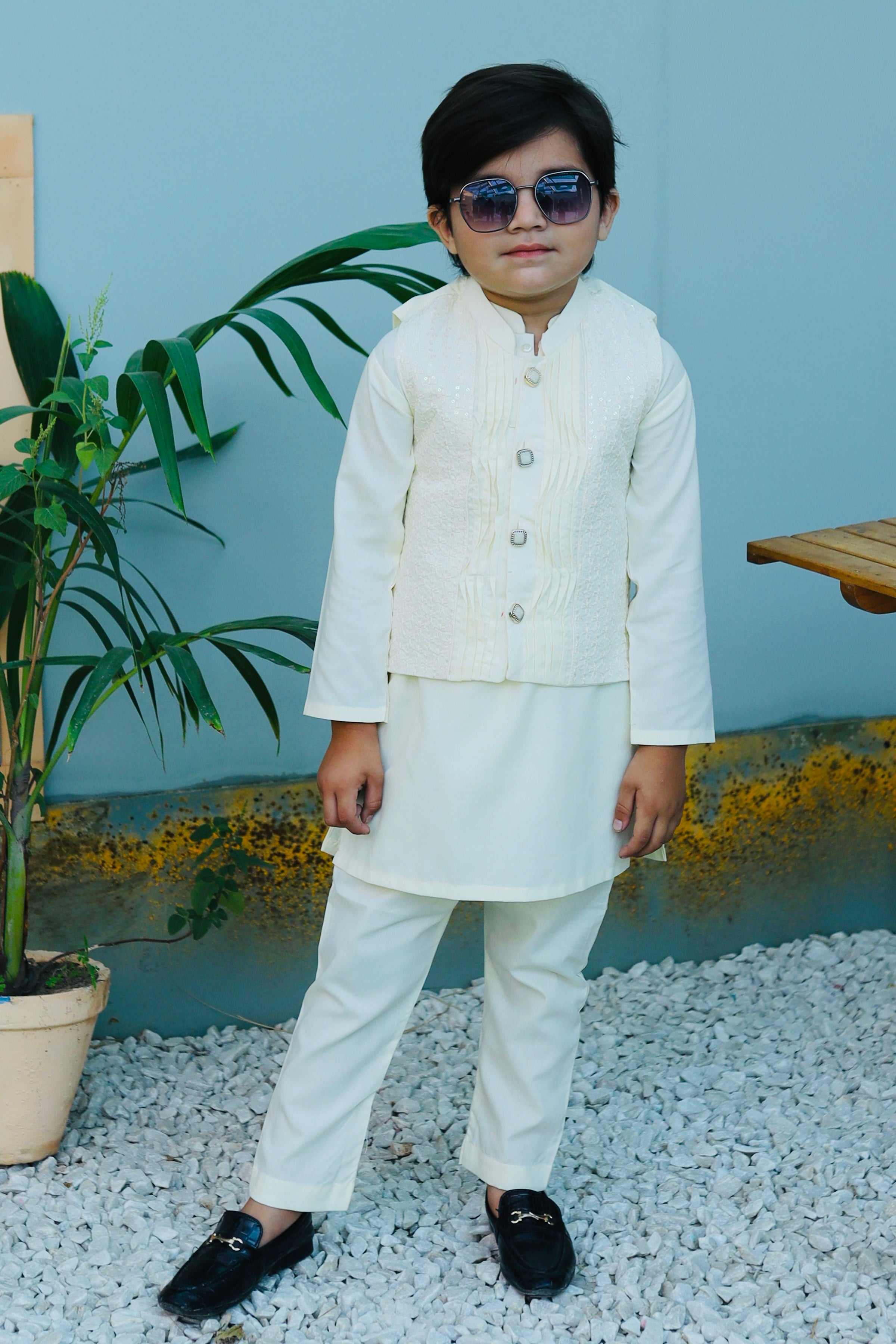Cream Waistcoat Suit AHW 009