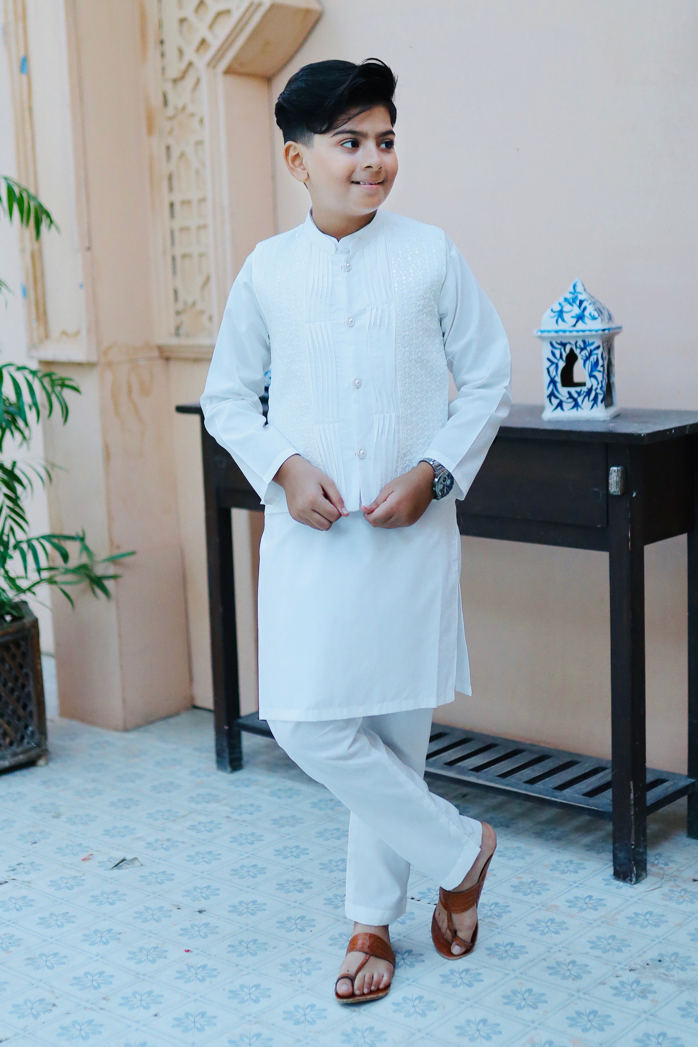 White Waistcoat Suit AHW 010