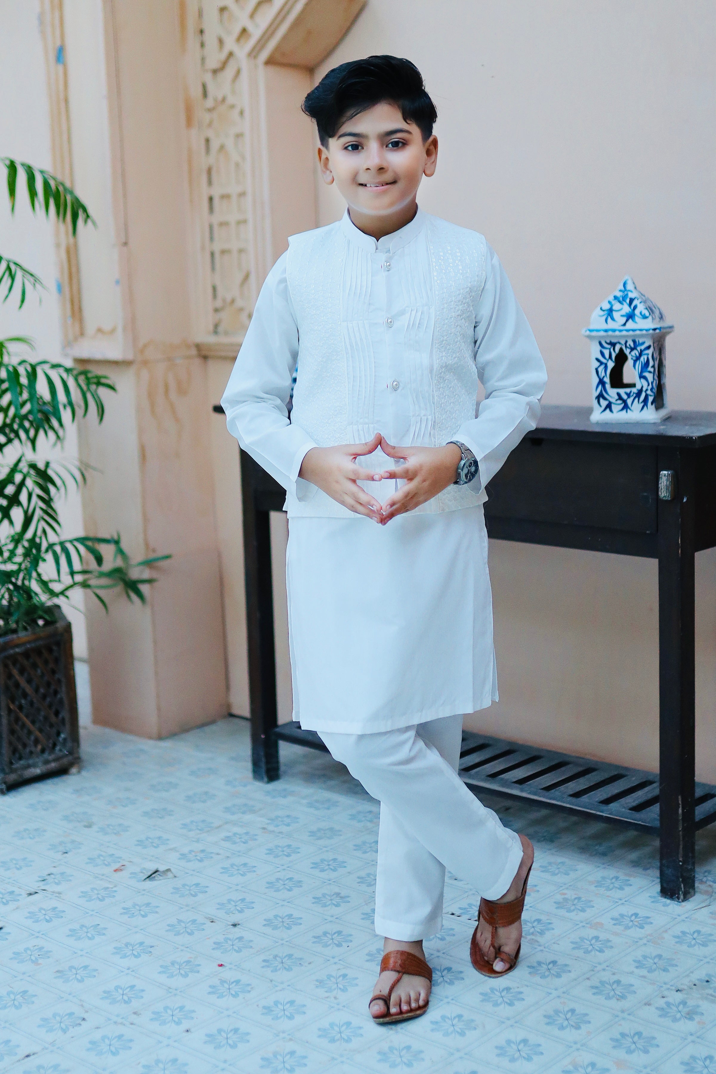 White Waistcoat Suit AHW 010