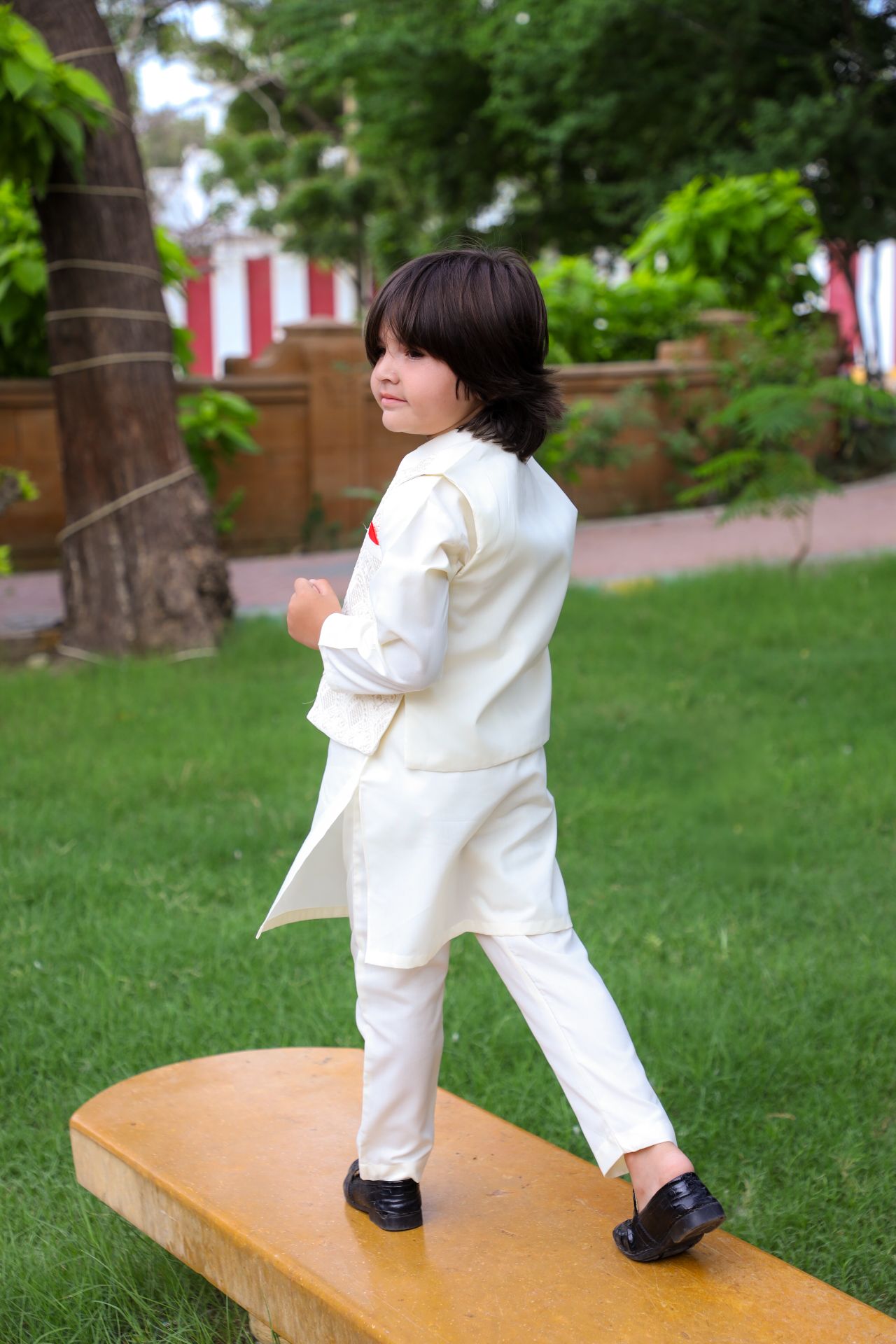 Cream White Waistcoat Suit-KC 048